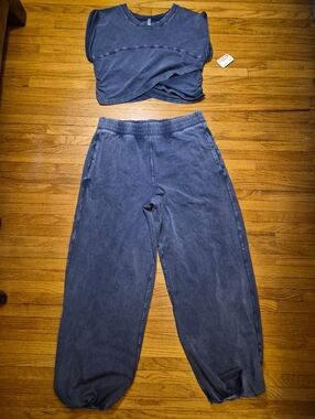 Free People Movement Hot Shot Crossover Set Size XL Midnight Navy NWT